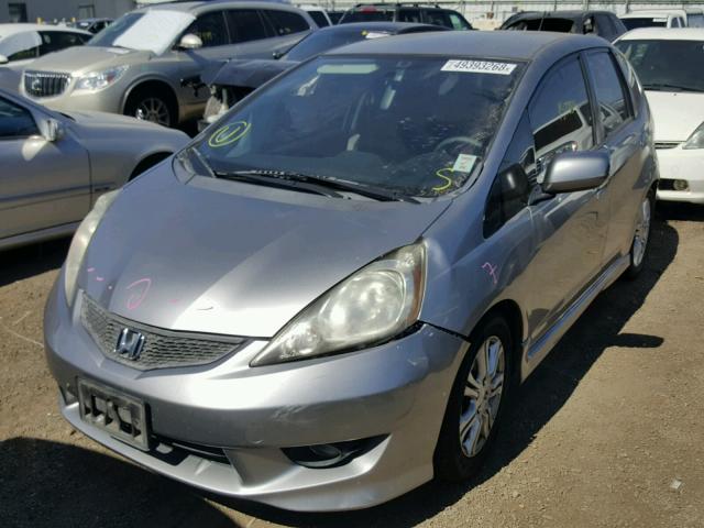 JHMGE8H40AC001752 - 2010 HONDA FIT SPORT SILVER photo 2