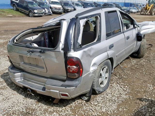 1GNDT13S662189205 - 2006 CHEVROLET TRAILBLAZE GRAY photo 4