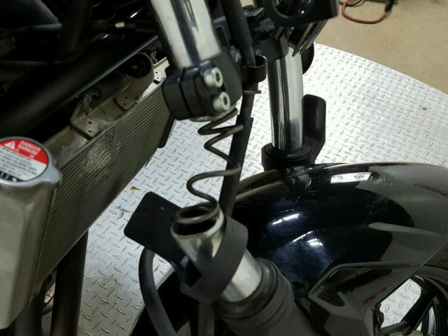 JKAEXEJ15JDA02744 - 2018 KAWASAKI EX650 J ორფეროვანი ფოტო 15