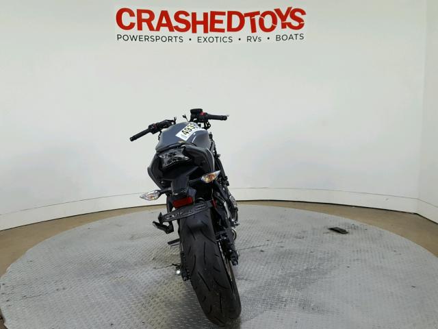 JKAEXEJ15JDA02744 - 2018 KAWASAKI EX650 J ორფეროვანი ფოტო 7