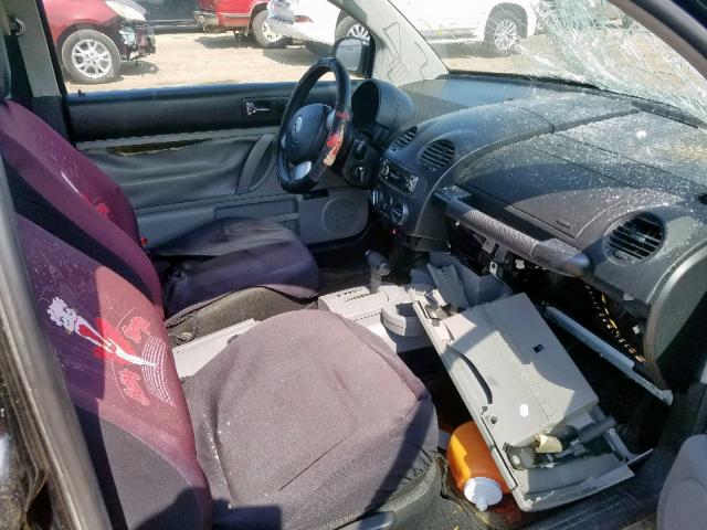 3VWBB21C42M419781 - 2002 VOLKSWAGEN NEW BEETLE შავი ფოტო 5