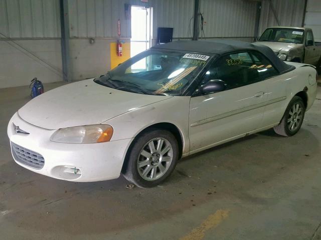 1C3EL75R02N245128 - 2002 CHRYSLER SEBRING GT WHITE photo 2