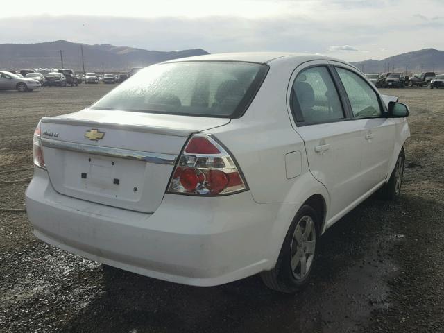 KL1TD5DE2AB129472 - 2010 CHEVROLET AVEO LS WHITE photo 4