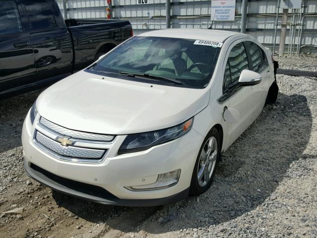 1G1RD6E46DU124016 - 2013 CHEVROLET VOLT WHITE photo 2