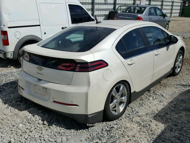 1G1RD6E46DU124016 - 2013 CHEVROLET VOLT WHITE photo 4