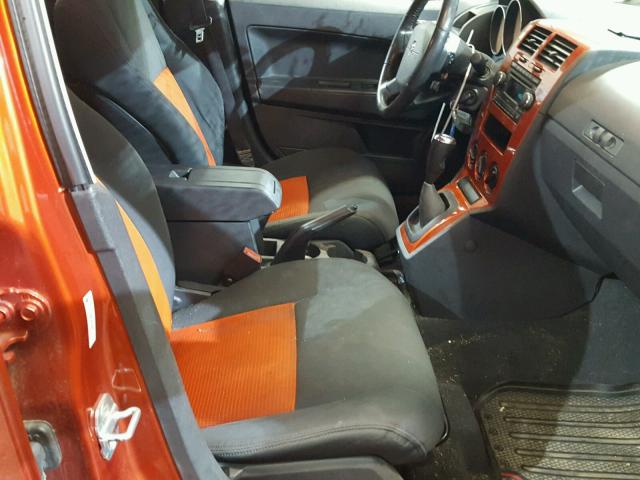 1B3HB48C48D542811 - 2008 DODGE CALIBER SX ORANGE photo 5