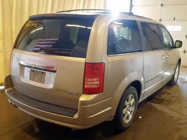 2A8HR54129R521113 - 2009 CHRYSLER TOWN & COU TAN photo 4