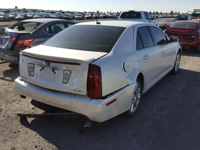 1G6DC67A360101376 - 2006 CADILLAC STS WHITE photo 4