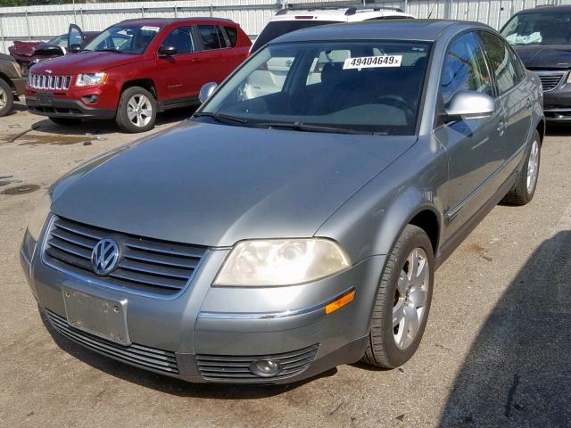 WVWAD63B55E055594 - 2005 VOLKSWAGEN PASSAT GLS SILVER photo 2