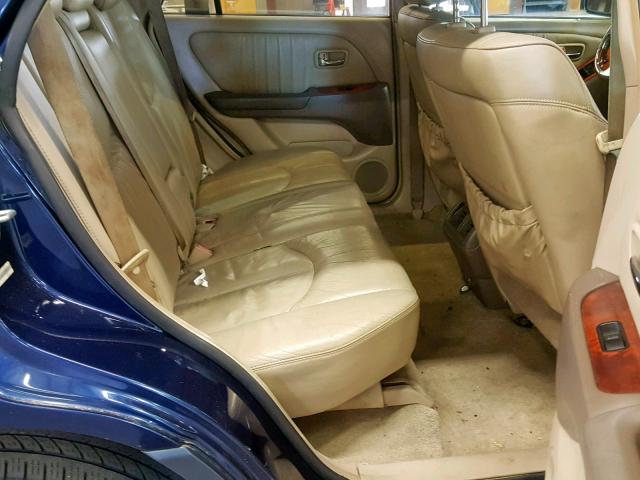 JTJHF10U230300070 - 2003 LEXUS RX 300 BLUE photo 6