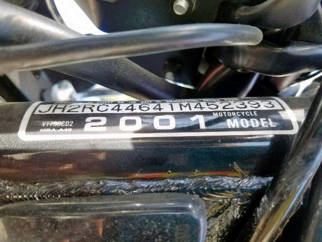 JH2RC44641M452393 - 2001 HONDA VT750 CD2 RED photo 10