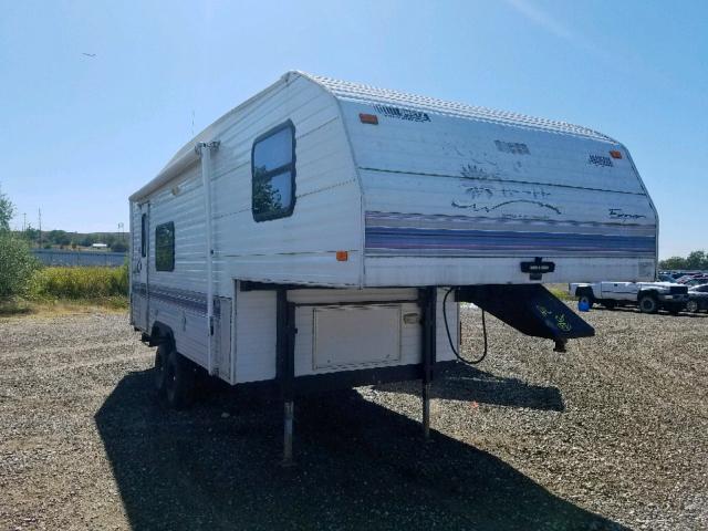 1EA5C2424T2943704 - 1996 TERR 5TH WHEEL WHITE photo 1