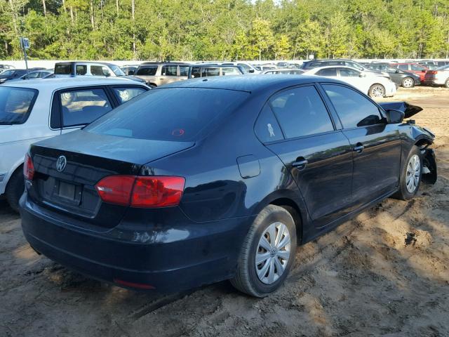 3VW1K7AJ8DM229511 - 2013 VOLKSWAGEN JETTA BASE 黑色 照片 4
