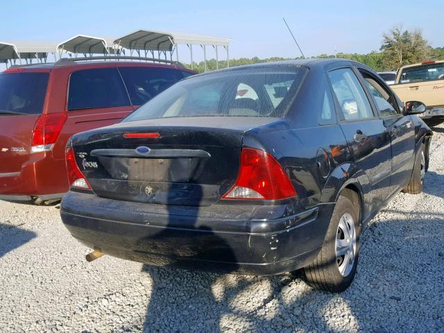 1FAFP33P03W210606 - 2003 FORD FOCUS LX BLACK photo 4