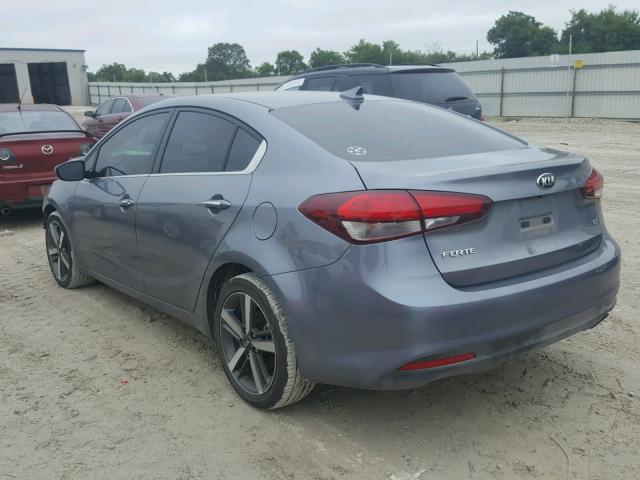 3KPFL4A85HE125706 - 2017 KIA FORTE EX GRAY photo 3