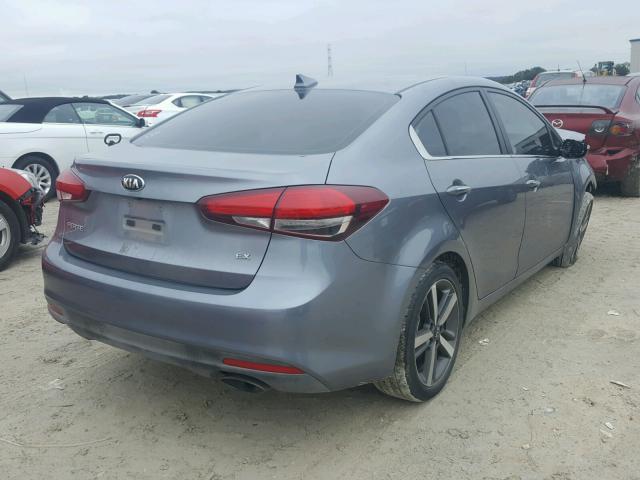 3KPFL4A85HE125706 - 2017 KIA FORTE EX GRAY photo 4