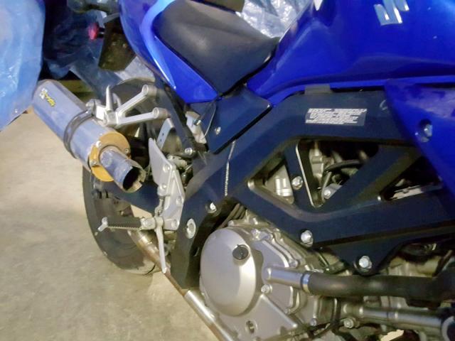 JS1VP53A272103237 - 2007 SUZUKI SV650 BLUE photo 10