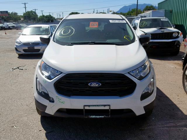 MAJ3P1RE7JC229861 - 2018 FORD ECOSPORT S WHITE photo 9