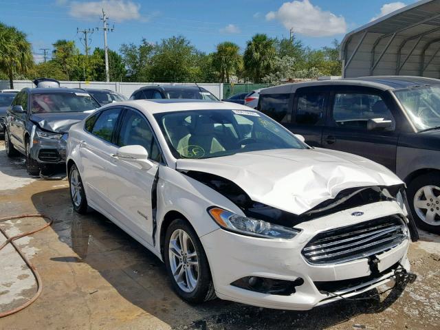 3FA6P0RU0FR177917 - 2015 FORD FUSION TIT WHITE photo 1