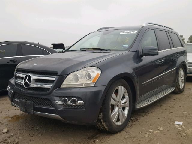 4JGBF7BE1BA740173 - 2011 MERCEDES-BENZ GL 450 4MA SILVER photo 2