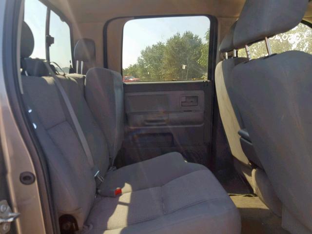 1D7HE48KX7S256037 - 2007 DODGE DAKOTA QUA GRAY photo 6