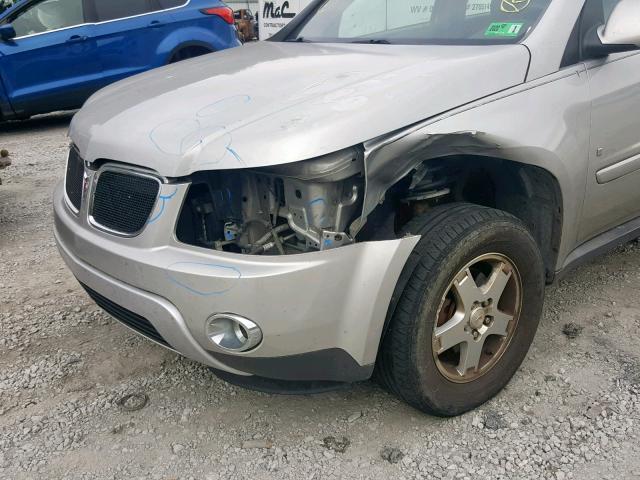 2CKDL63F276251785 - 2007 PONTIAC TORRENT SILVER photo 9