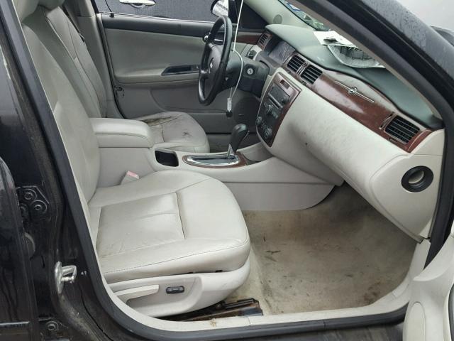 2G1WD58C369297489 - 2006 CHEVROLET IMPALA SUP შავი ფოტო 5