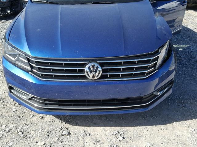 1VWAT7A37HC067232 - 2017 VOLKSWAGEN PASSAT S BLUE photo 7