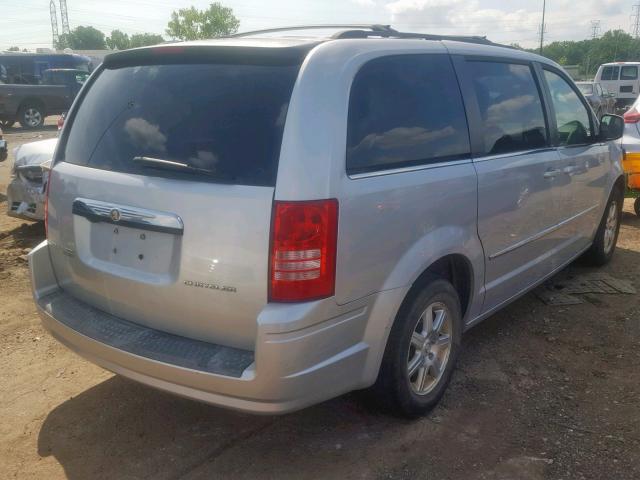 2A8HR54159R626664 - 2009 CHRYSLER TOWN & COU SILVER photo 4