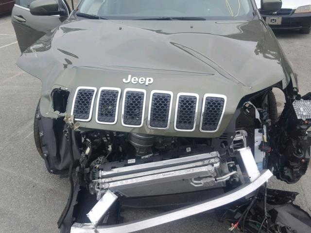 1C4PJMLNXKD152454 - 2019 JEEP CHEROKEE L GREEN photo 7