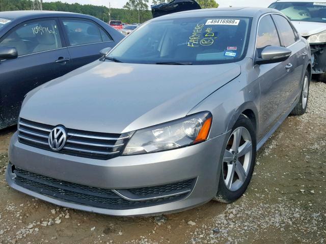 1VWBH7A36CC038481 - 2012 VOLKSWAGEN PASSAT SE GRAY photo 2