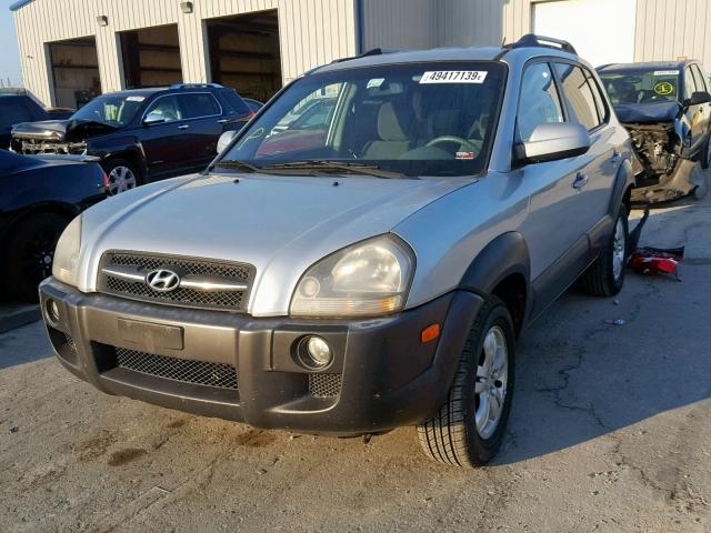 KM8JN72DX7U640861 - 2007 HYUNDAI TUCSON SE SILVER photo 2