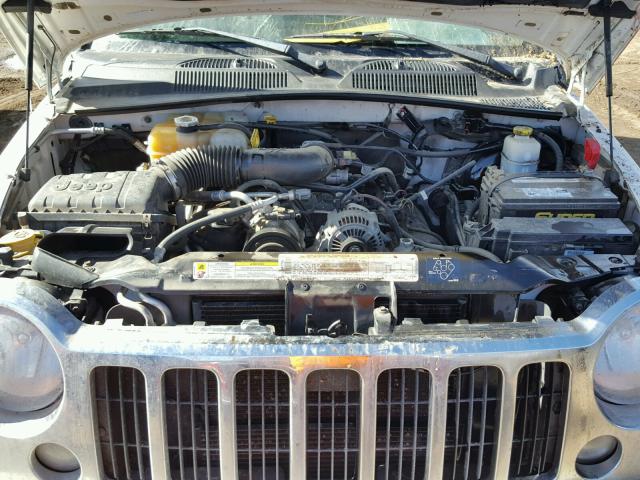 1J4GL58KX6W252184 - 2006 JEEP LIBERTY LI WHITE photo 7