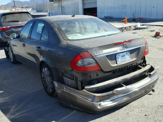 WDBUF56X58B215163 - 2008 MERCEDES-BENZ E 350 GRAY photo 3