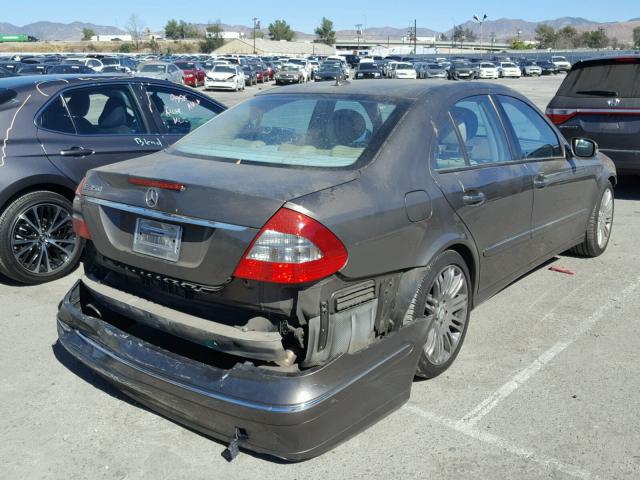 WDBUF56X58B215163 - 2008 MERCEDES-BENZ E 350 GRAY photo 4