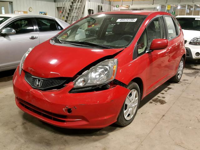 JHMGE8H3XDC007747 - 2013 HONDA FIT RED photo 2