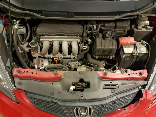 JHMGE8H3XDC007747 - 2013 HONDA FIT RED photo 7