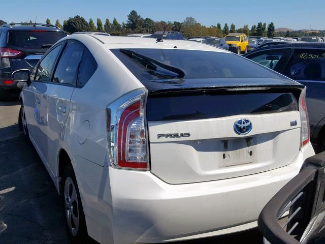 JTDKN3DU3D5675133 - 2013 TOYOTA PRIUS WHITE photo 3