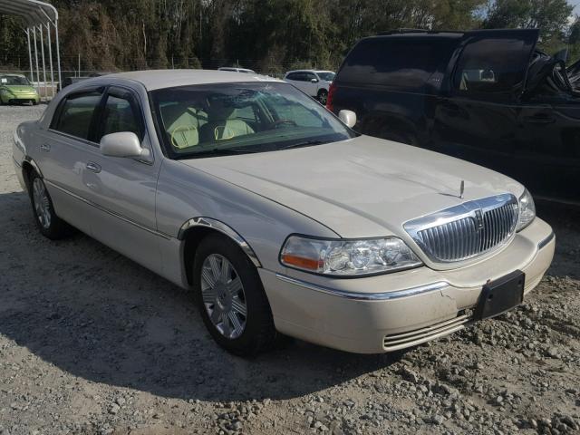 1LNHM83W64Y628007 - 2004 LINCOLN TOWN CAR U CREAM photo 1