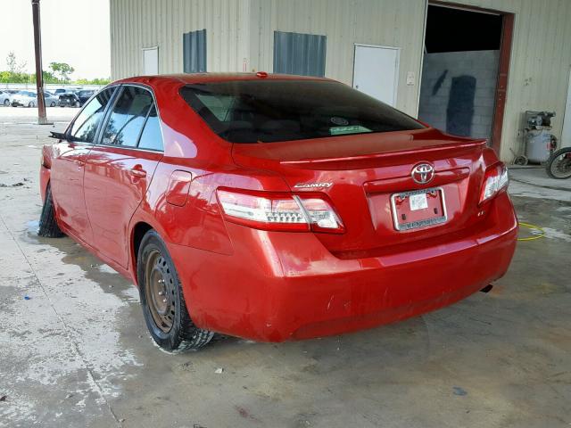 4T1BF3EK9AU043454 - 2010 TOYOTA CAMRY BASE RED photo 3