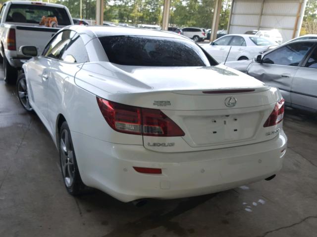 JTHFF2C28A2513339 - 2010 LEXUS IS 250 WHITE photo 3