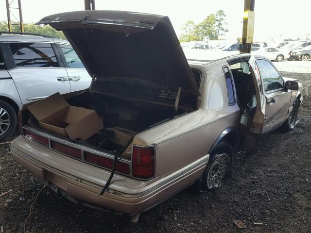 1LNLM81W9TY661238 - 1996 LINCOLN TOWN CAR E TAN photo 4