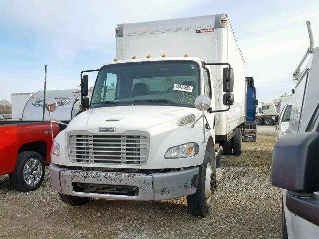 1FVACWDUXCHBJ1860 - 2012 FREIGHTLINER M2 106 MED WHITE photo 2