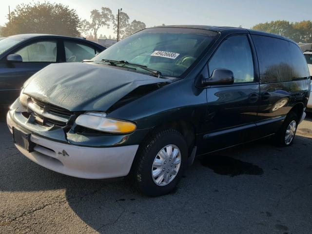 2B4FP2532WR558674 - 1998 DODGE CARAVAN GREEN photo 2