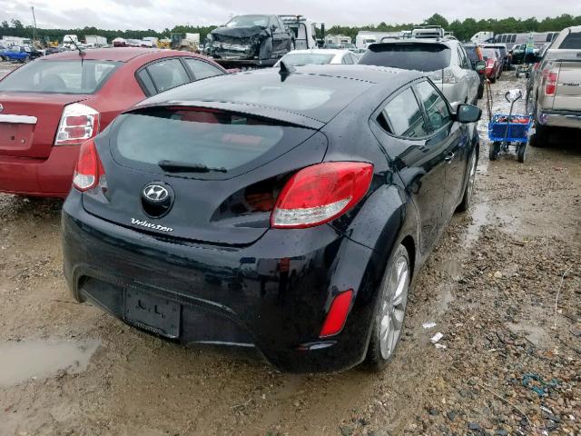 KMHTC6AD2CU068639 - 2012 HYUNDAI VELOSTER BLACK photo 4