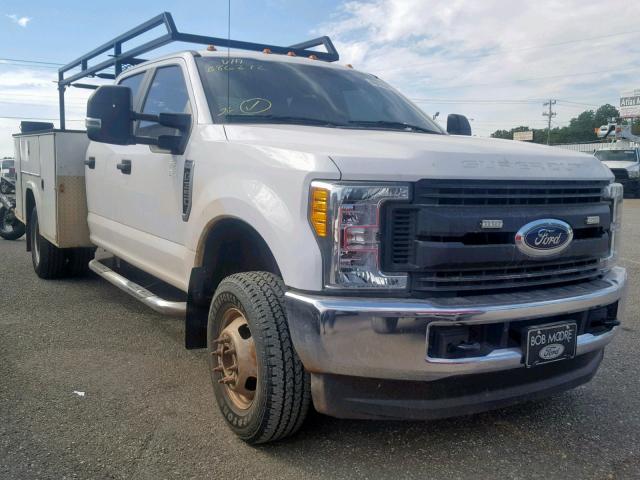 1FD8W3H69HEB86272 - 2017 FORD F350 SUPER WHITE photo 1