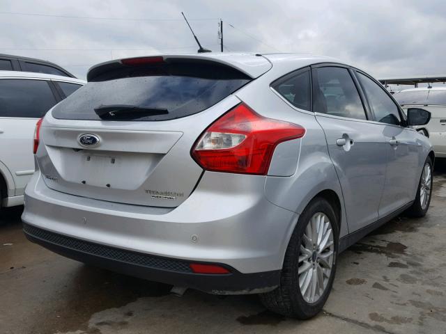 1FADP3N20EL357473 - 2014 FORD FOCUS TITA SILVER photo 4