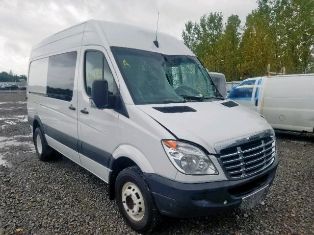 WDYPF0CCXC5653899 - 2012 FREIGHTLINER SPRINTER 3 WHITE photo 1