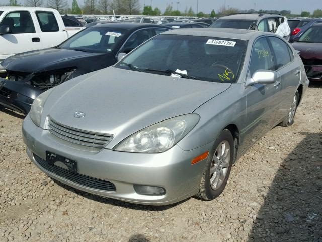 JTHBA30G245003820 - 2004 LEXUS ES 330 SILVER photo 2