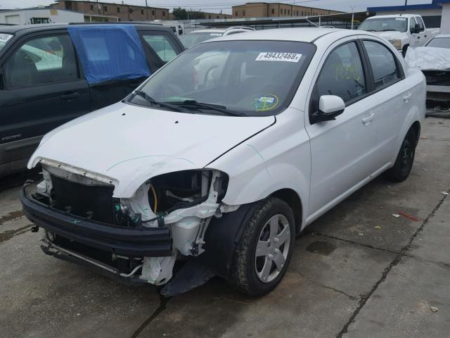 KL1TD5DE9BB152149 - 2011 CHEVROLET AVEO LS WHITE photo 2